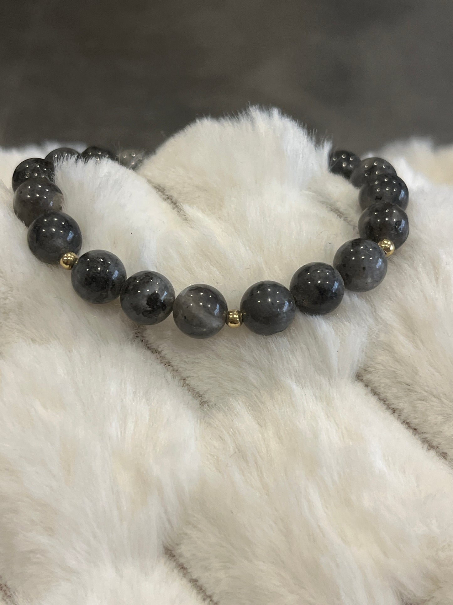Larkivite 8mm