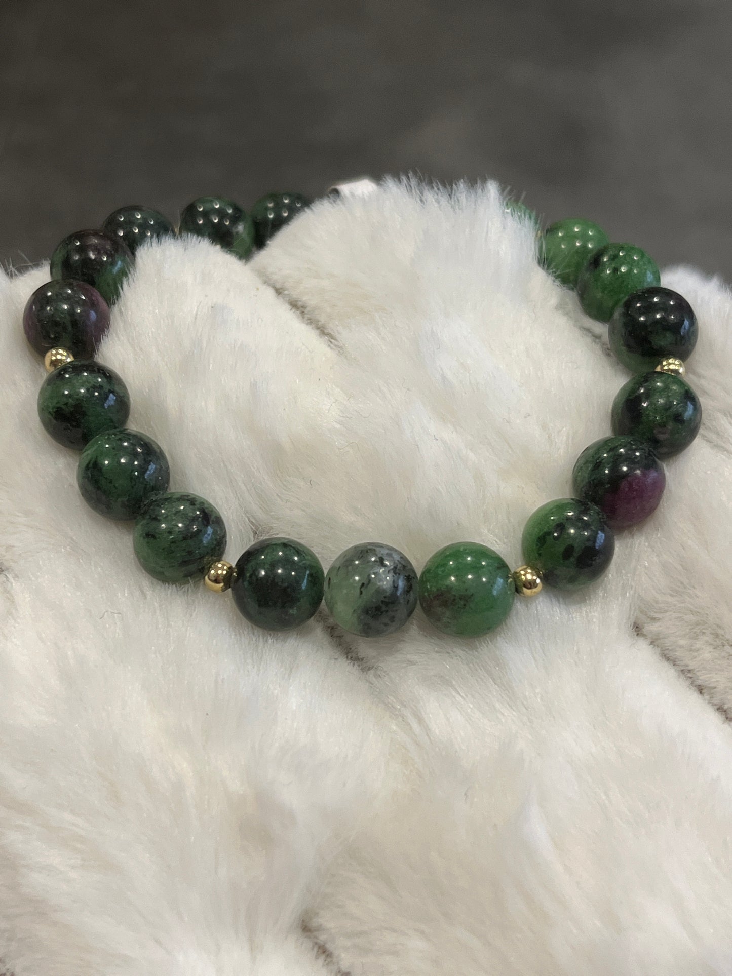 Rubis sur zoisite 8mm