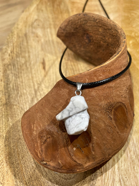 Collier Pierre