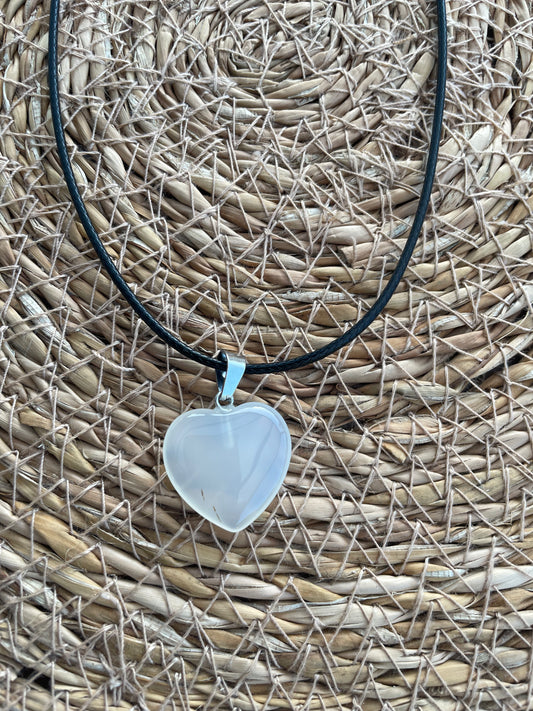 Collier coeur blanc
