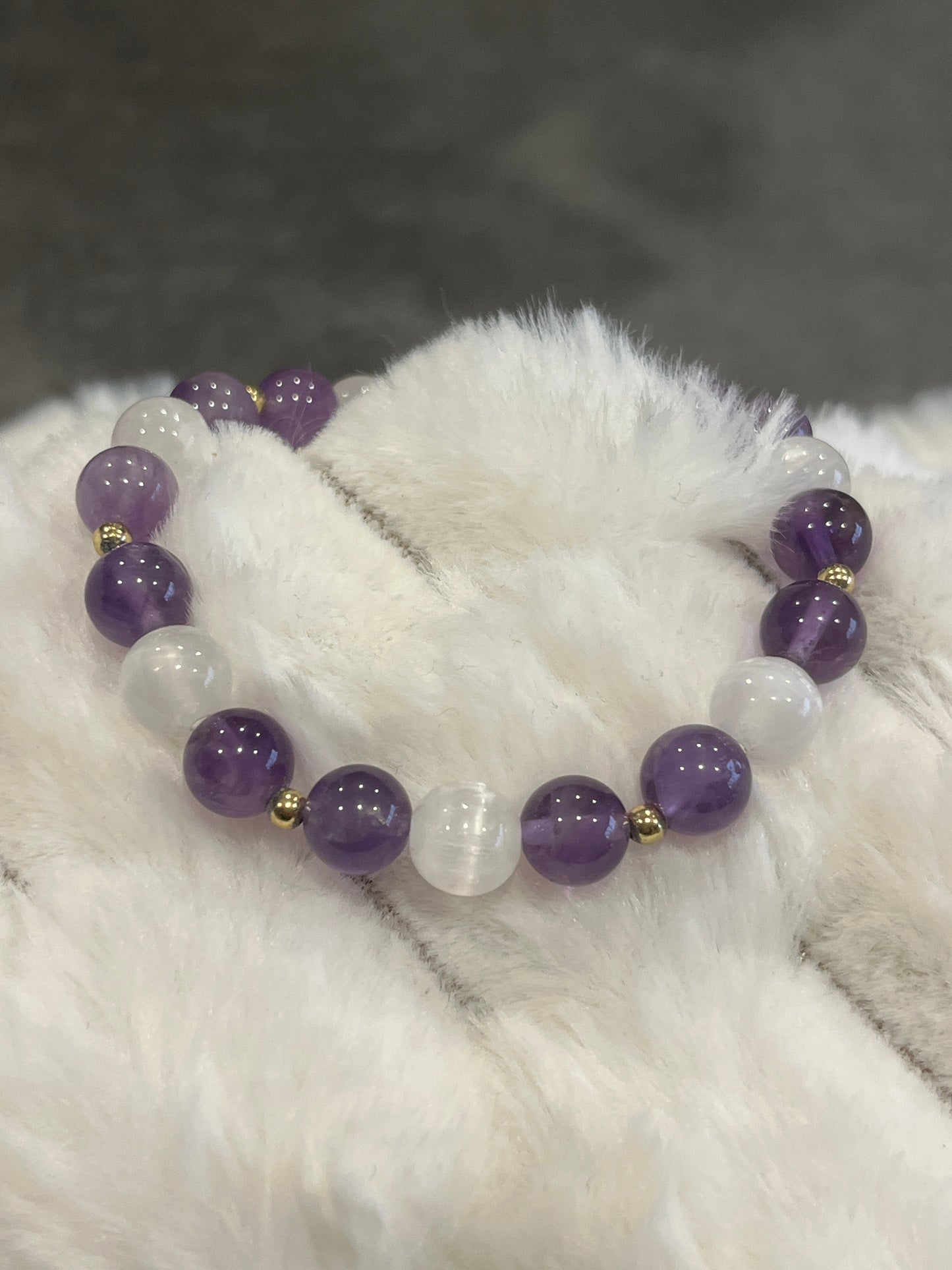 Améthyste et sélénite 8 mm