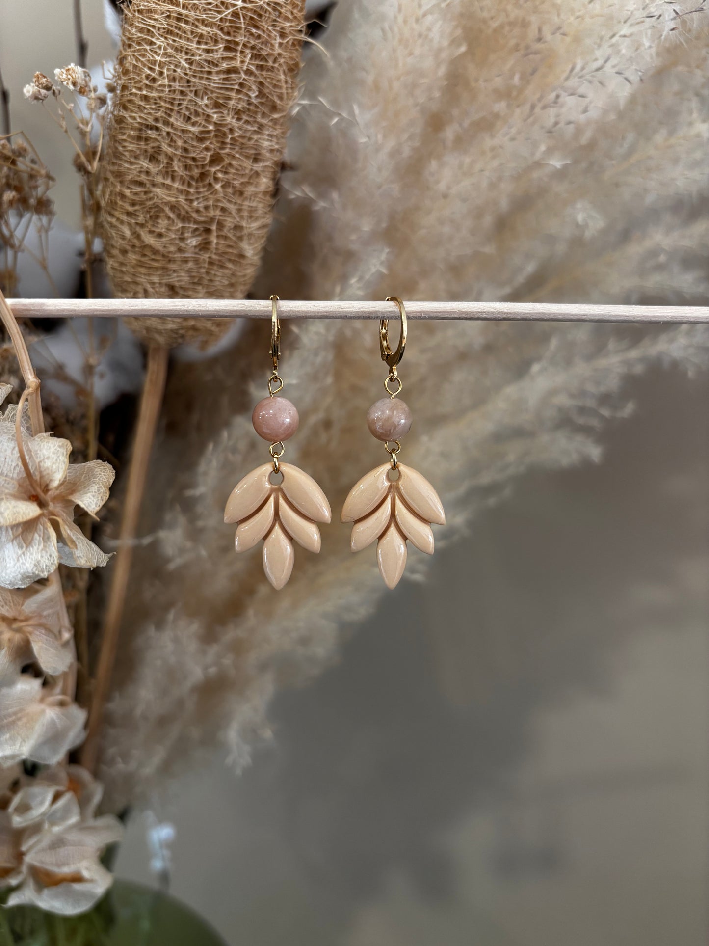 Les boucles d'oreilles Loria - Découvrez tous les coloris
