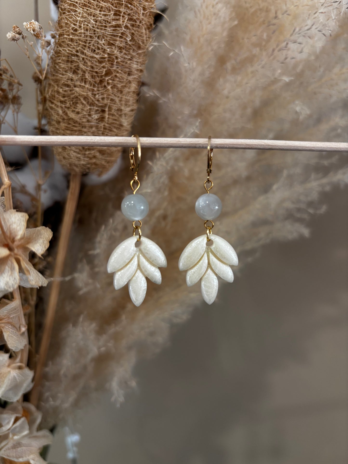 Les boucles d'oreilles Loria - Découvrez tous les coloris