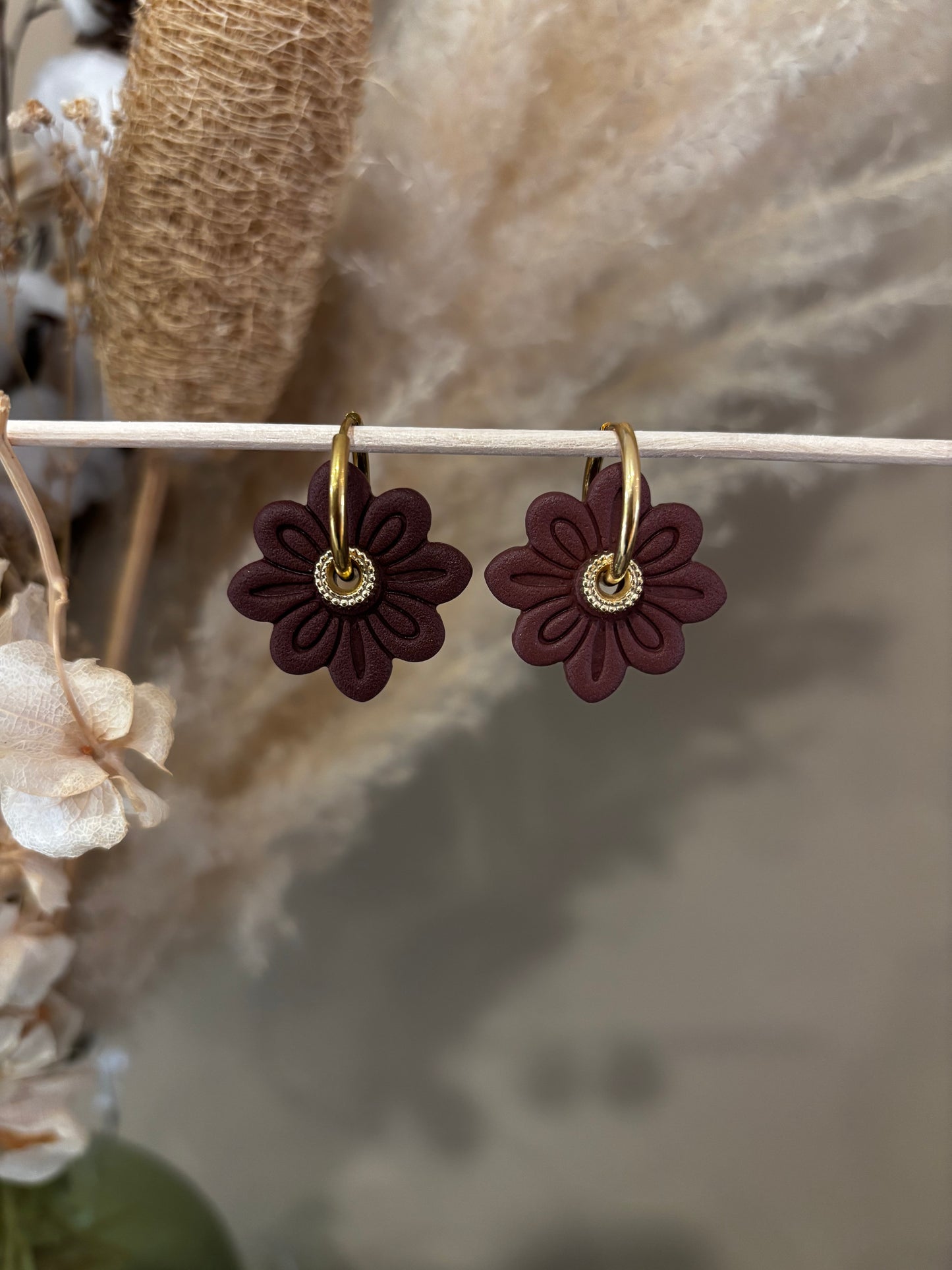 Les boucles d'oreilles Alba